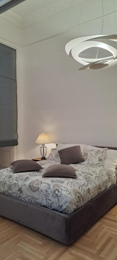 Center Gold Apartment Budapeste Exterior foto